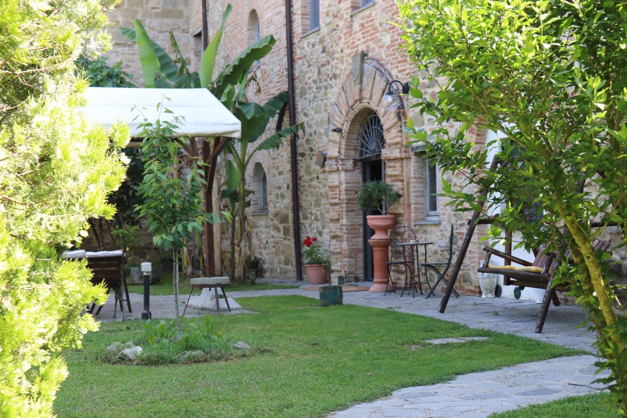 Badia Il Vingone Guest House Citta di Castello Luaran gambar