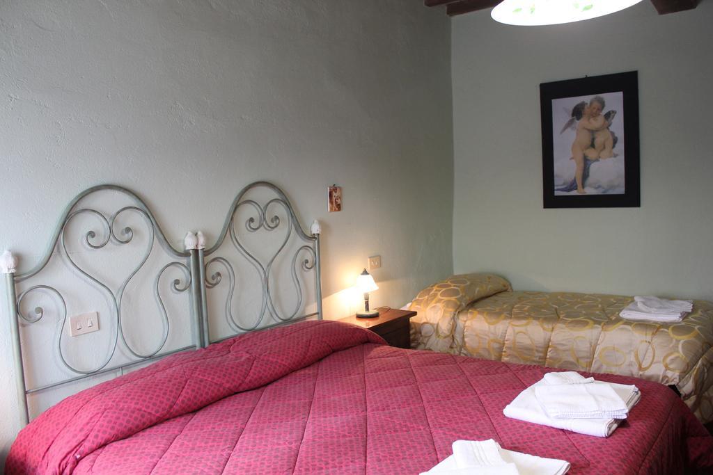 Badia Il Vingone Guest House Citta di Castello Luaran gambar