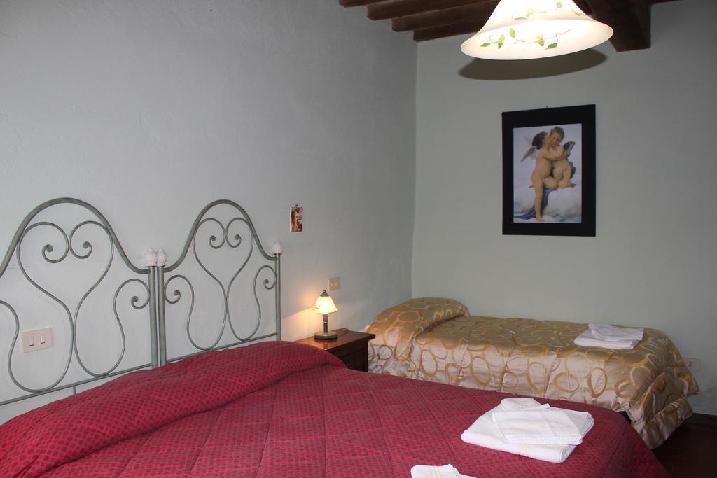 Badia Il Vingone Guest House Citta di Castello Luaran gambar