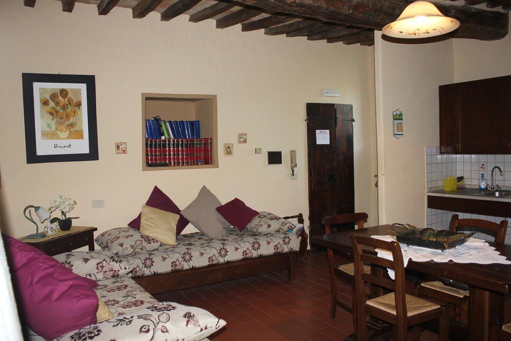 Badia Il Vingone Guest House Citta di Castello Luaran gambar