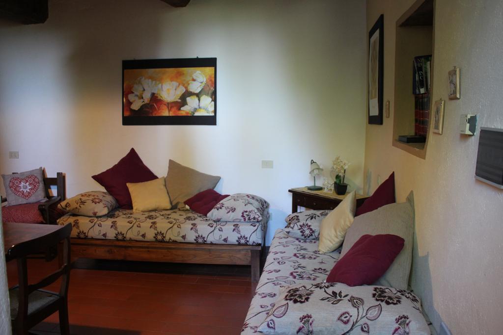 Badia Il Vingone Guest House Citta di Castello Luaran gambar